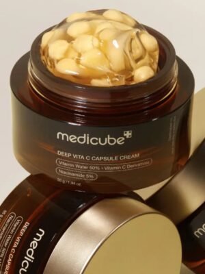 كريم كبسولات الكولاجين ميدي كيوب MEDICUBE بالفيتامين سي 55 لكل انواع البشره