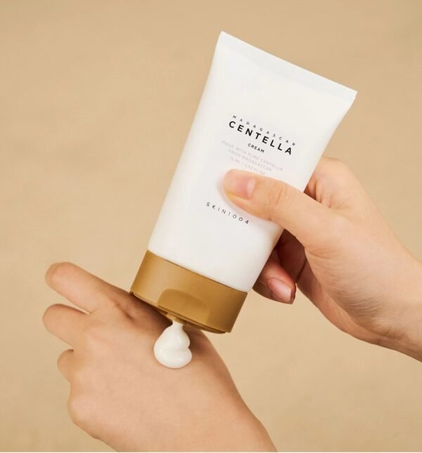 SKIN1004 MADAGASCAR CENTELLA CREAM - 75ML | سكين1004 كريم السينتيلا المرطب - 75 مل للبشره المختلطه و الجافه