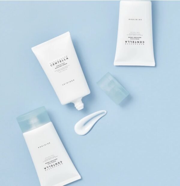 img_0448 كريم (Hyalu-Cica) من SKIN1004 هو مرطب خفيفl لكل انواع البشره