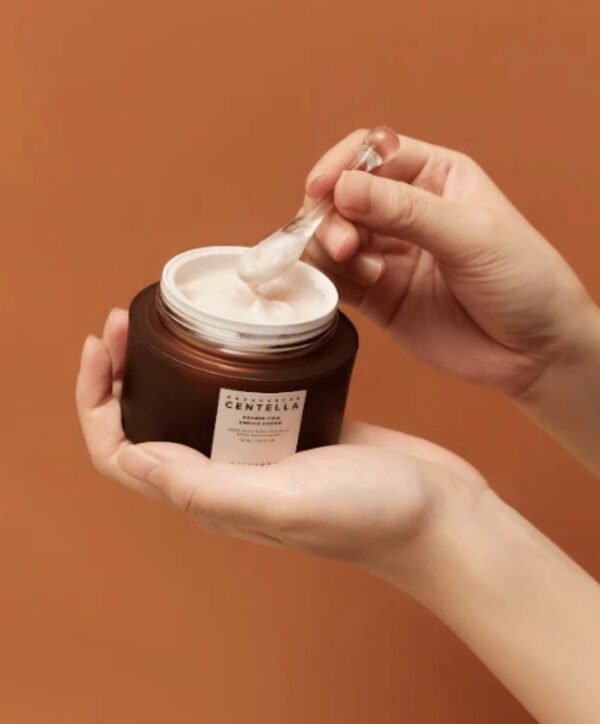 img_0456 SKIN1004 PROBIO-CICA ENRICH CREAM - 50ML | سكين1004 كريم غني بالسينتيلا - 50 مل للبشره الجافه