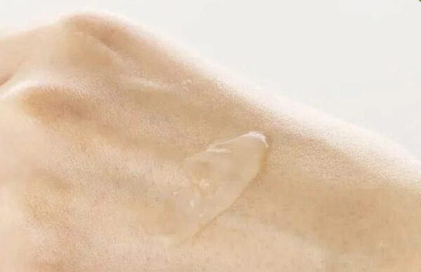 IUNIK CENTELLA CALMING GEL CREAM - 60 ML | ايونيك كريم جل مرطب و مهدئ للبشرة - 60 مل للبشره الدهنيه