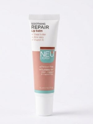 مرطب للشفه ( مناسب للشفه الجافه المتشققه)